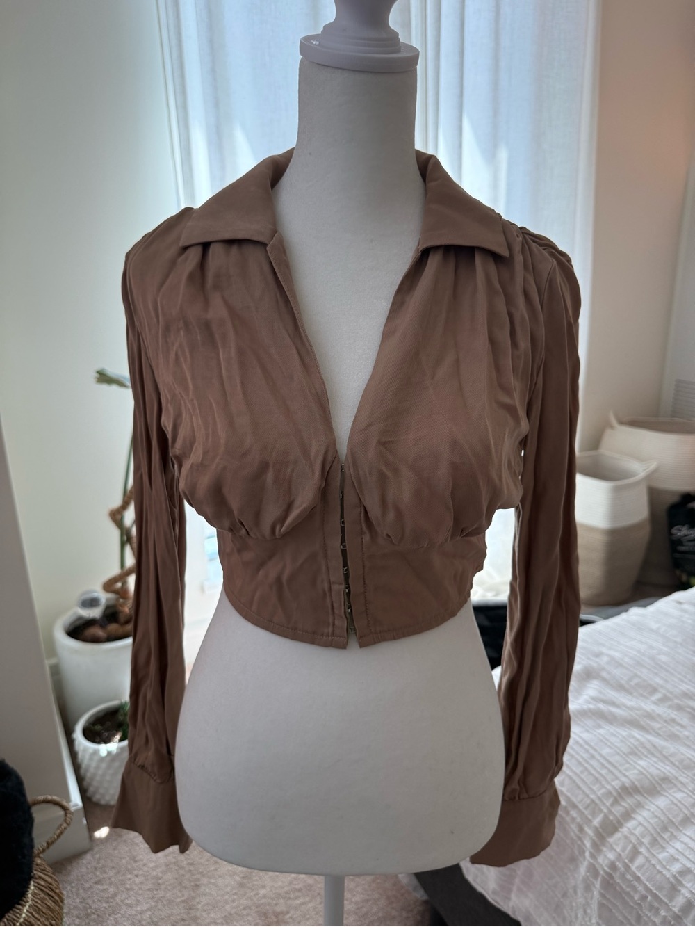 Women's Brown Cropped Long-Sleeve Button-Front Top